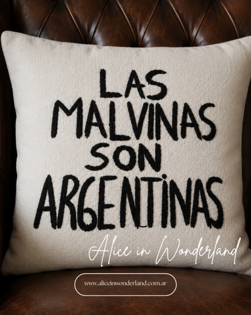Almohadon MALVINAS SON ARGENTINAS