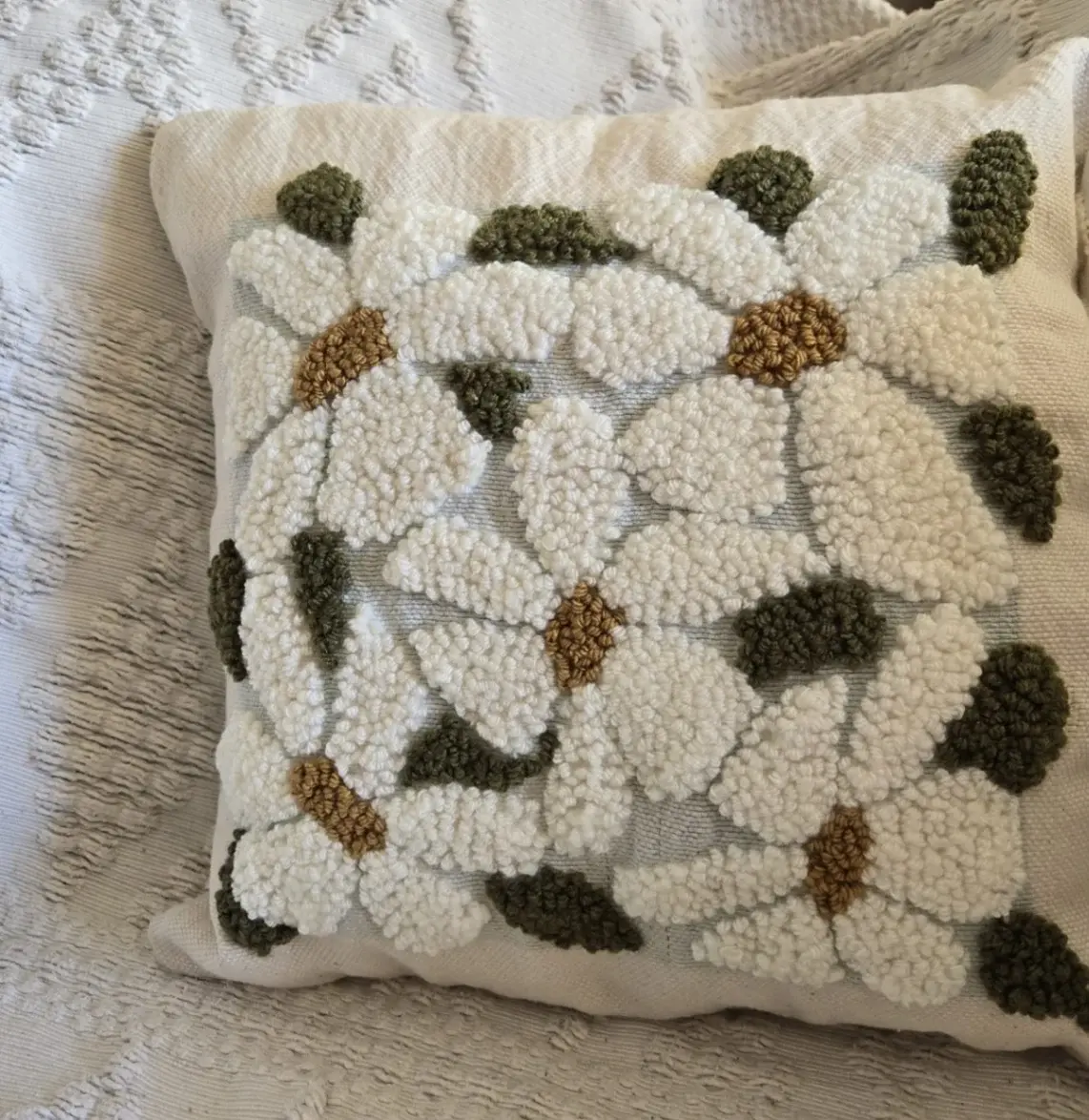 Almohadon 30x30 Modelo Margaritas
