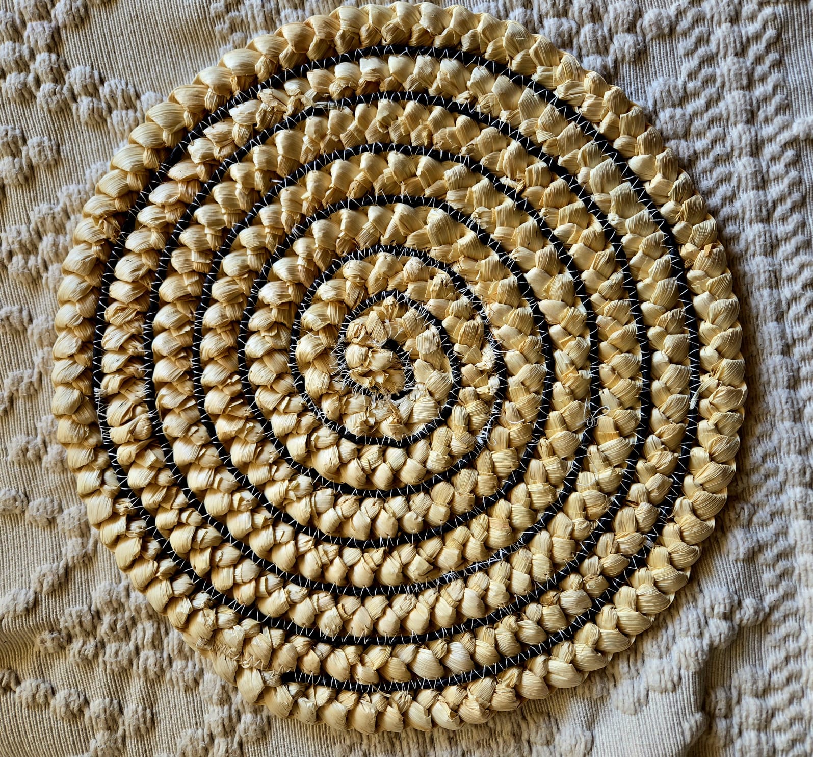 Plato de Sitio circular pespunte 