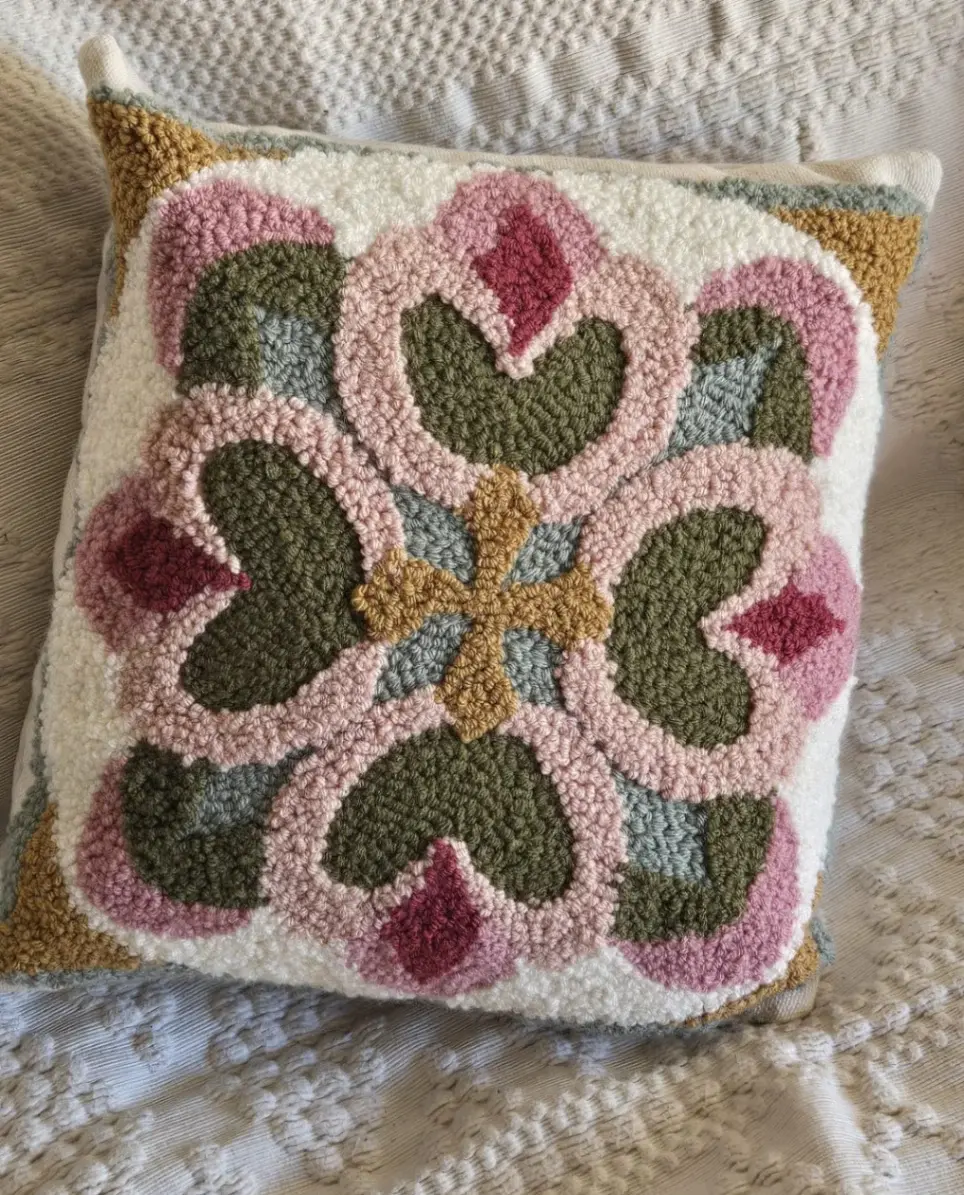 Almohadon Bordado DISEÑO CAPADOCIA 