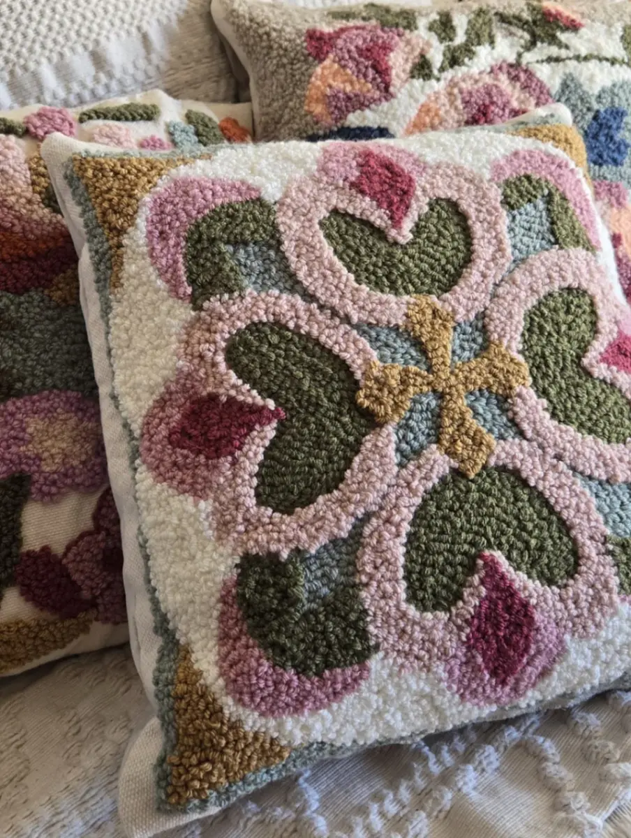 Almohadon Bordado DISEÑO CAPADOCIA 